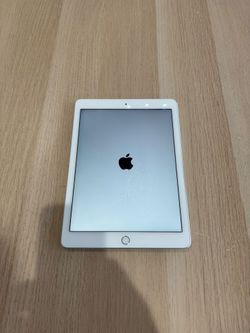 Apple Ipad Air 2 9.7” 16GB Fully Functional