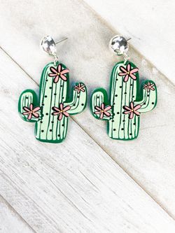 Arete Con Dije En Forma De Cactus 