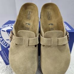 Birkenstock Boston Clog Fuzzy Lined Shearling | TikTok Viral Comfort Shoes | Kendall Jenner Street Style