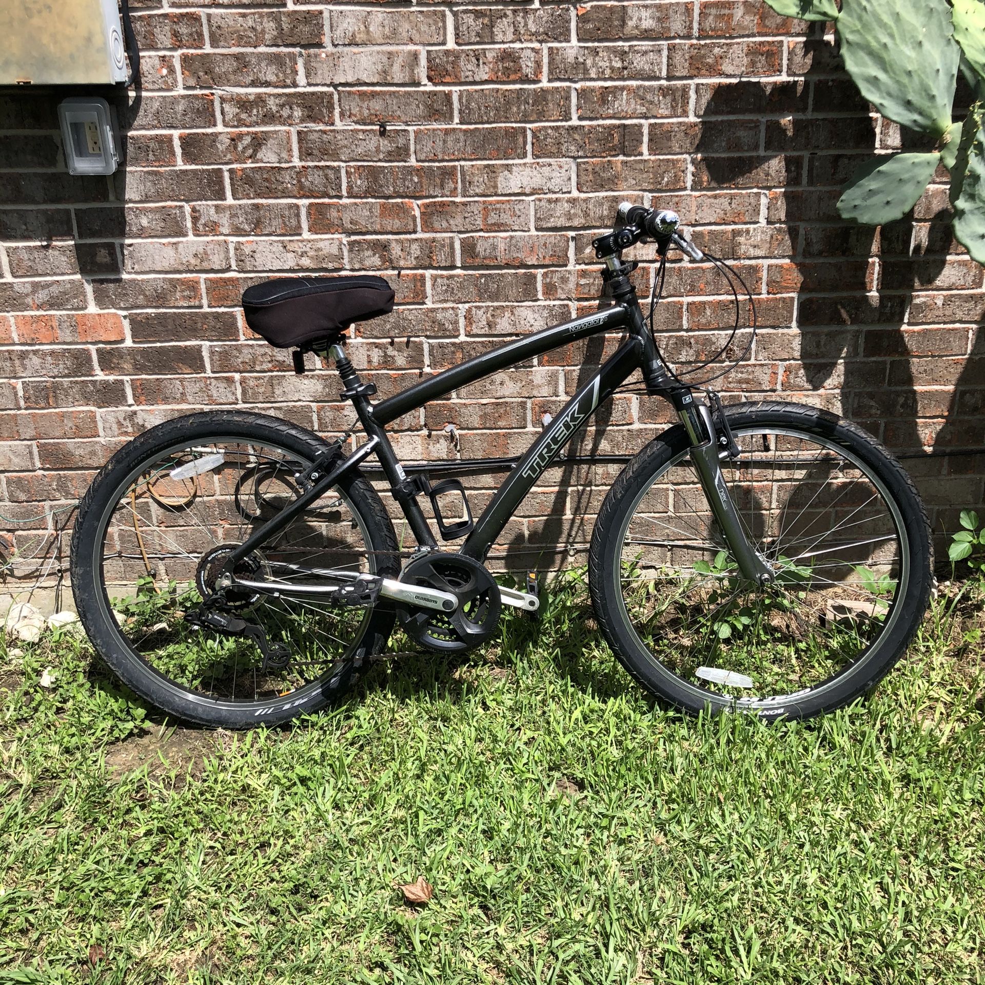 Trek Hybrid Mountain bike