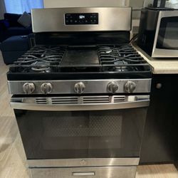 GE Gas Stove 