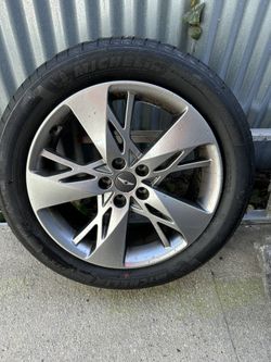 2023 Geneses GV70