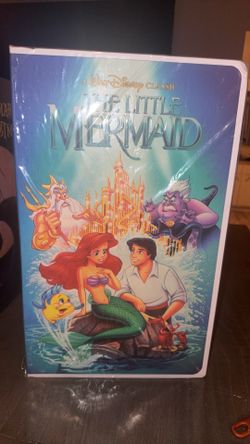 VHS Disney Blanket