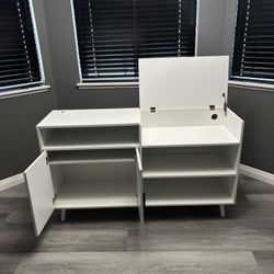 White Media/Record Player Storage With Plug In Outlets