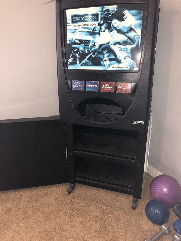 MAYTAG SKYBOX SODA VENDING MACHINE