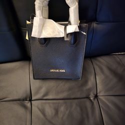 Michael Kors Xs Ns Xbody Leather