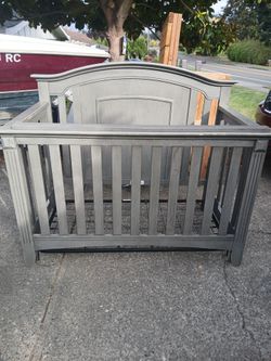 Baby crib