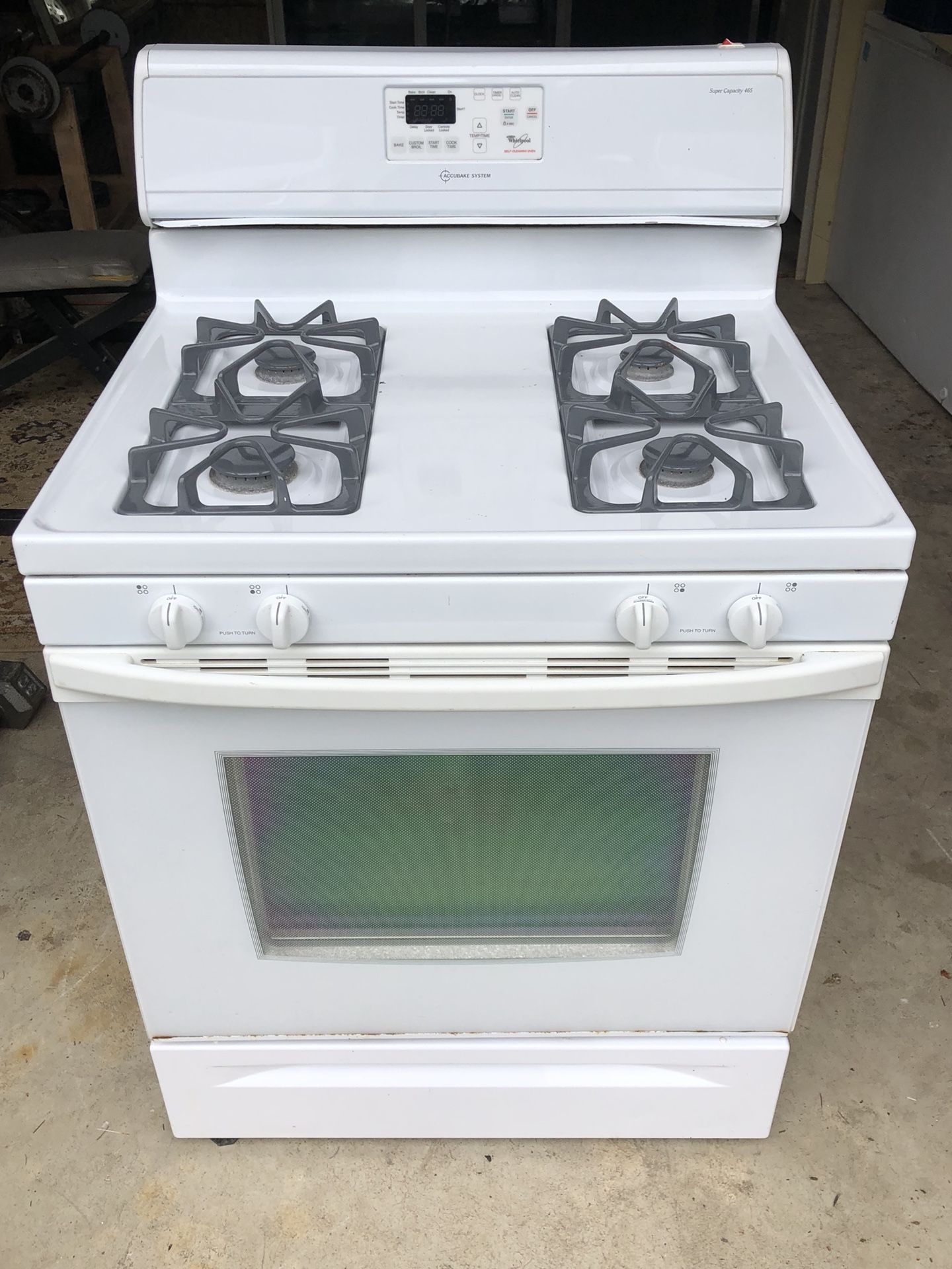 Whirlpool Gas Stove ( Accubake System Super Capacity 465 )