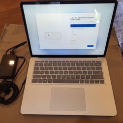 Surface Laptop Studio 2 14" Touchscreen Gaming Microsoft Laptop NVIDIA RTX 4050 Intel i7 16GB RAM 512GB SSD Windows