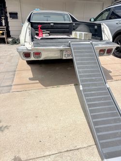 Heavy Duty Folding Loading Ramp — Motorcycle Ramp / Pet Ramp / Equipment Ramp — $75