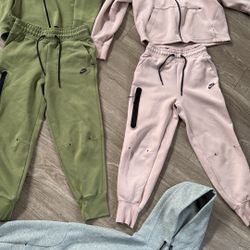 Women’s Nike Tech Fleece Sets Take All For $250