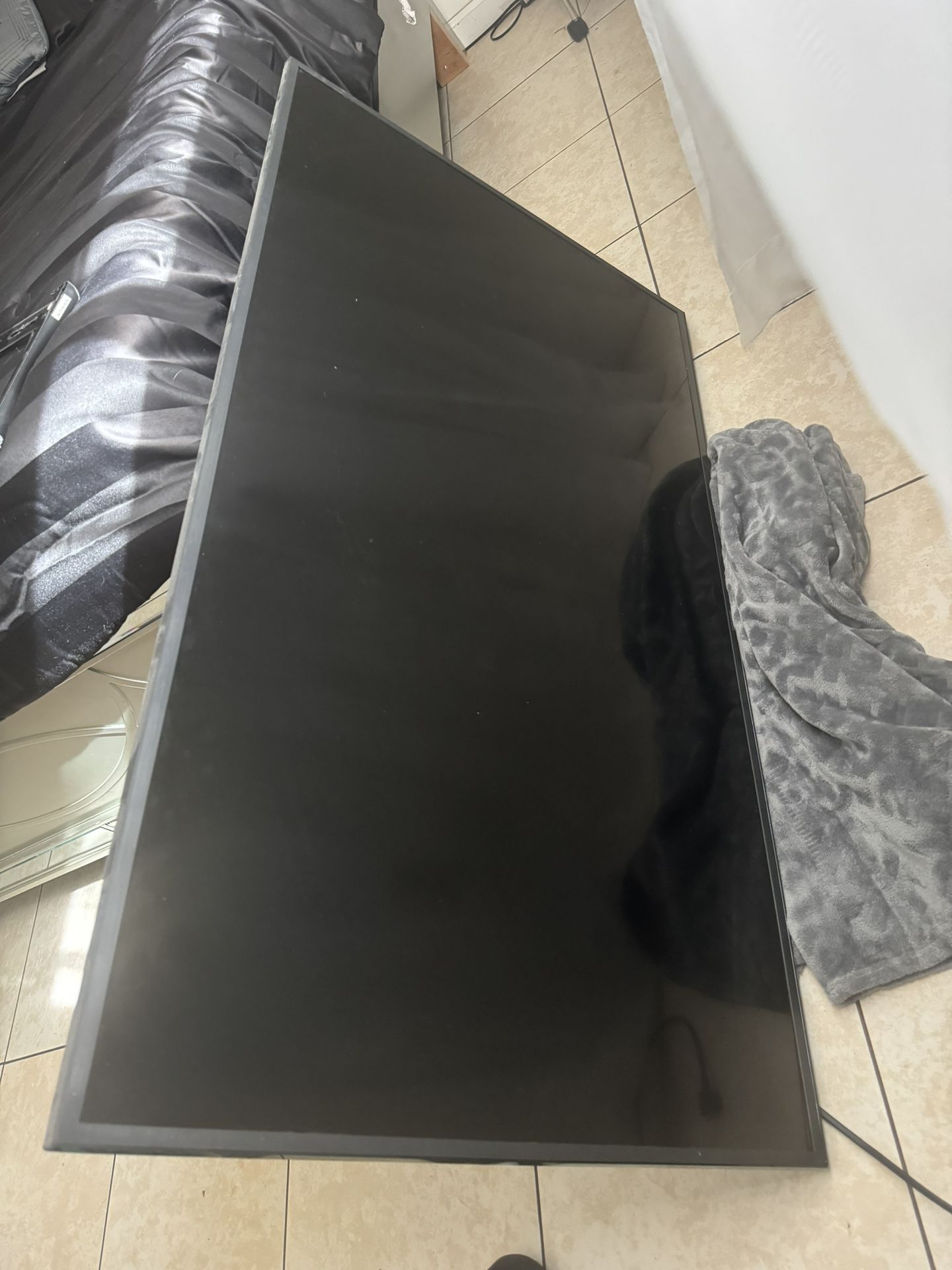 55inch Samsung HD Tv With Wall mount