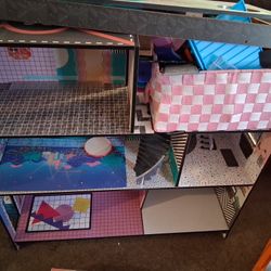 Lol OMG Doll House And LOL Surprise Dolls 