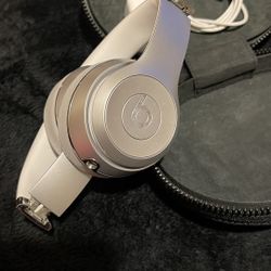 Beats Solo