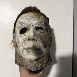 Michael Myers Kills Mask