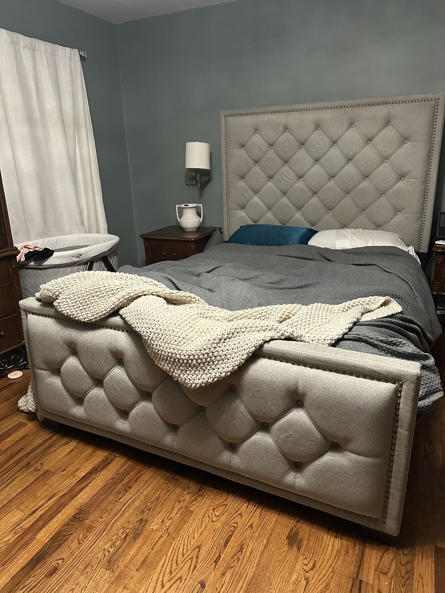 Queen size Bed Frame & Foot Board