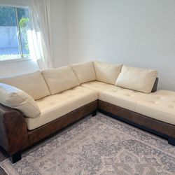 Legacy Leather “Bolla” Leather Sectional Couch