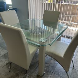 Dinning Table And 4 Chairs