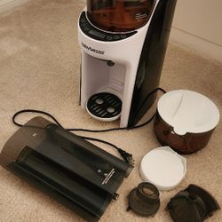 Brezza Formula Maker With Extra Accessories
