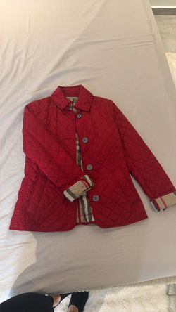 WOMANS BURBERRY COAT