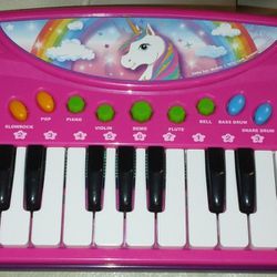 Simba Unicorn Pink Keyboard 32 Keys, 4 Rhythms,  Sound Mode, Record, Replay. New. Tested