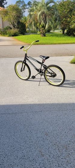 Kids Boys Bike 5 To 8 Year Old