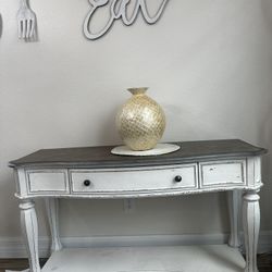 2 Ps Console Tables 