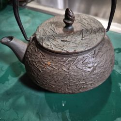 Antuque Japanese Cast Iron Tea Kettle