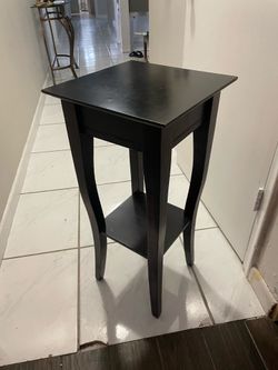 Beautiful Black Corner Table  - Nice