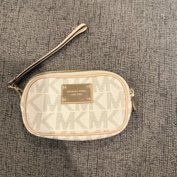 Michael Kors Authentic Leather Wallet Clutch Tan Brown with Zipper