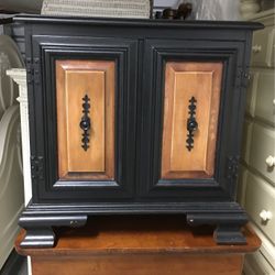 Nightstand End Table, EC Ghent