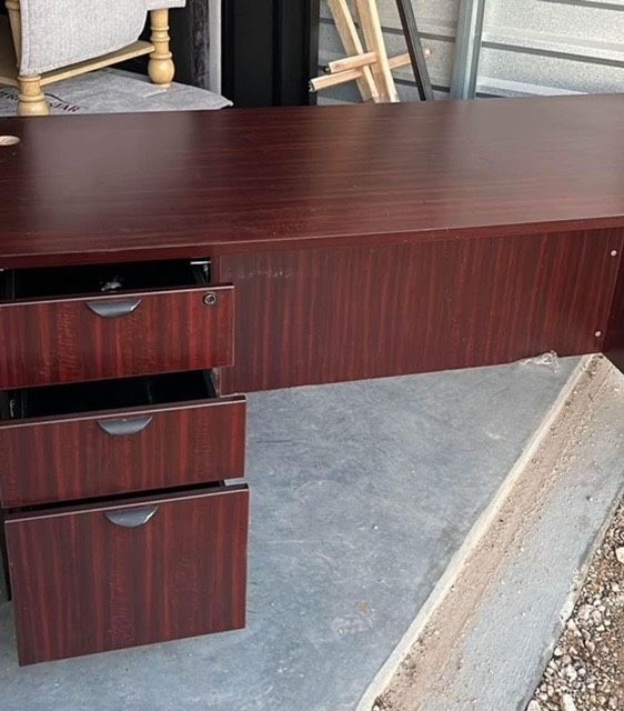 Solid Office Desk 65x36