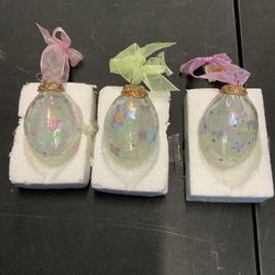 Vintage Crackle Glass Egg Ornament Hand Painted  Lot Of 3 
