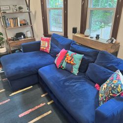 Interior Define Charly Sectional – Left Chaise – Oxford Blue Velvet