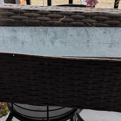 Planter that hangs over the balcony