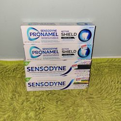 2 Sensodyne Pronamel Cool Mint 3.4oz/2 Sensodyne Extra Whitening 4oz