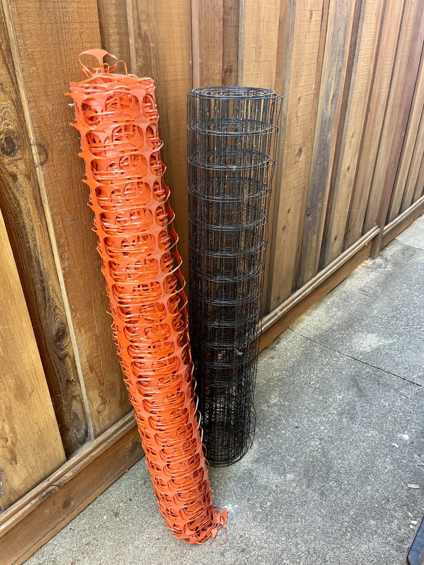 Orange Guardian Safety Barrier Fence & Everbilt PVC Coated Wire Fence