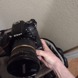 Nikon D7100 With Lenses And Tripod