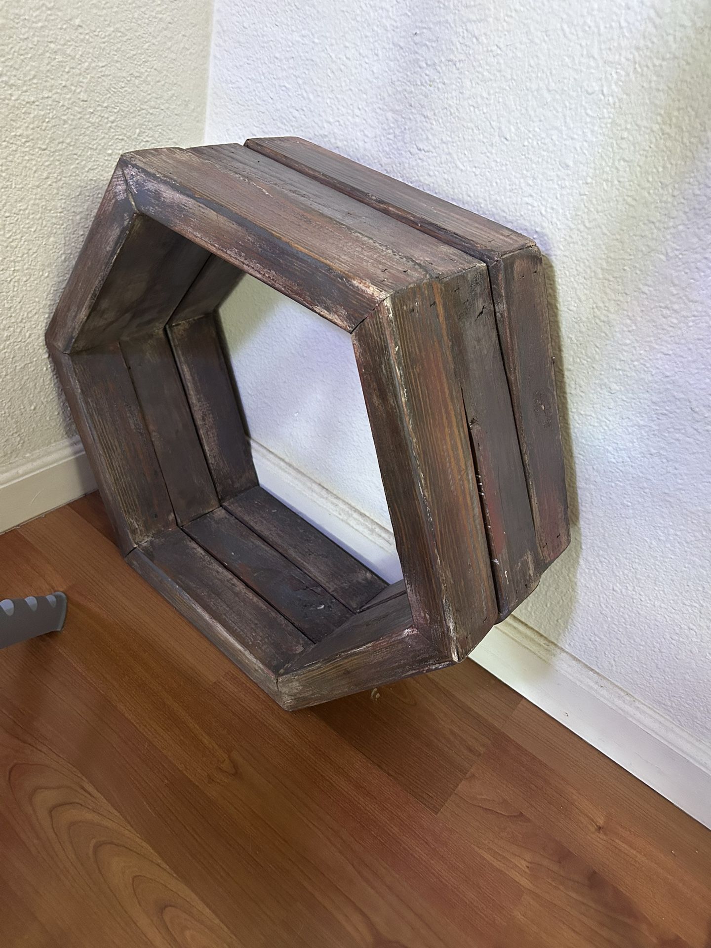 3 Hexagon Hanging Shelves