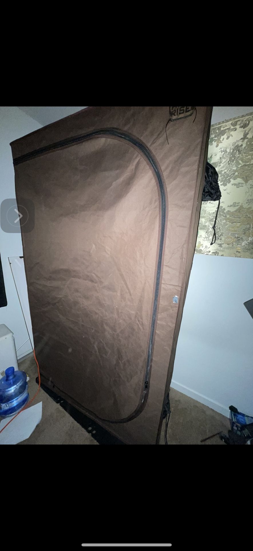 !!!ESTATE SALE!!! Grow Tent 