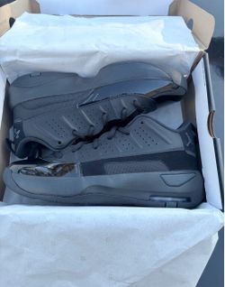 Jordan Max Aura 7