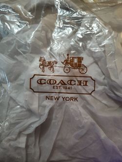 Coach New York Tay Ex Lth Satch $150