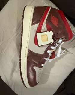 Air Jordan 1 Mid Sneaker
