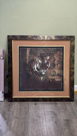 Home interior Lion Frame