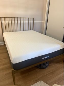 FREE Queen bed frame + memory foam mattress