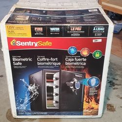 Fingerprint Fire/water Safe Sfw123btc