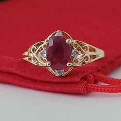 14k Yellow Gold Ruby Diamonds Ring Size 6 Solid Gold!/ Anillo de Oro con 1 Rubí y Diamantes!👌🎁Post Tags: Anillo de Oro