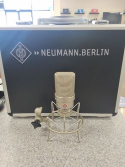 Neumann TLM103 p48 Microphone with case