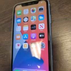 Unlocked IPhone 11 64gb