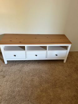TV stand/media consol